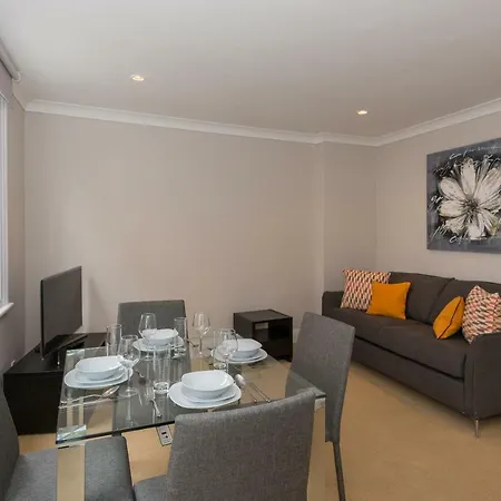 One Bedroom High Street Kensington Apartment London Exterior photo