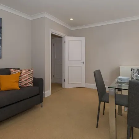 One Bedroom High Street Kensington Apartment London Exterior photo