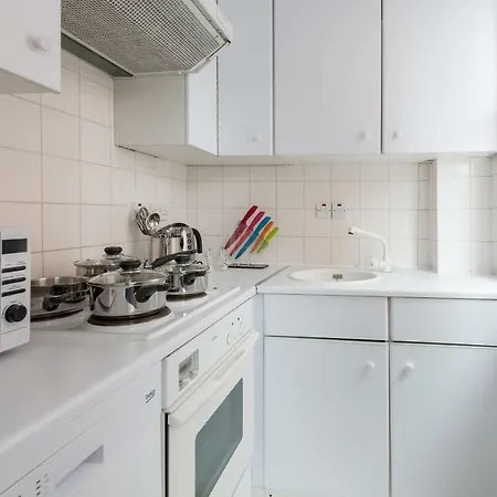 One Bedroom High Street Kensington Apartment London Exterior photo